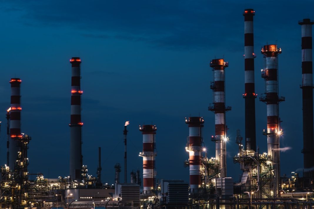Казахстан скоротив видобуток нафти удвічі Казахстан скоротив видобуток нафти удвічі