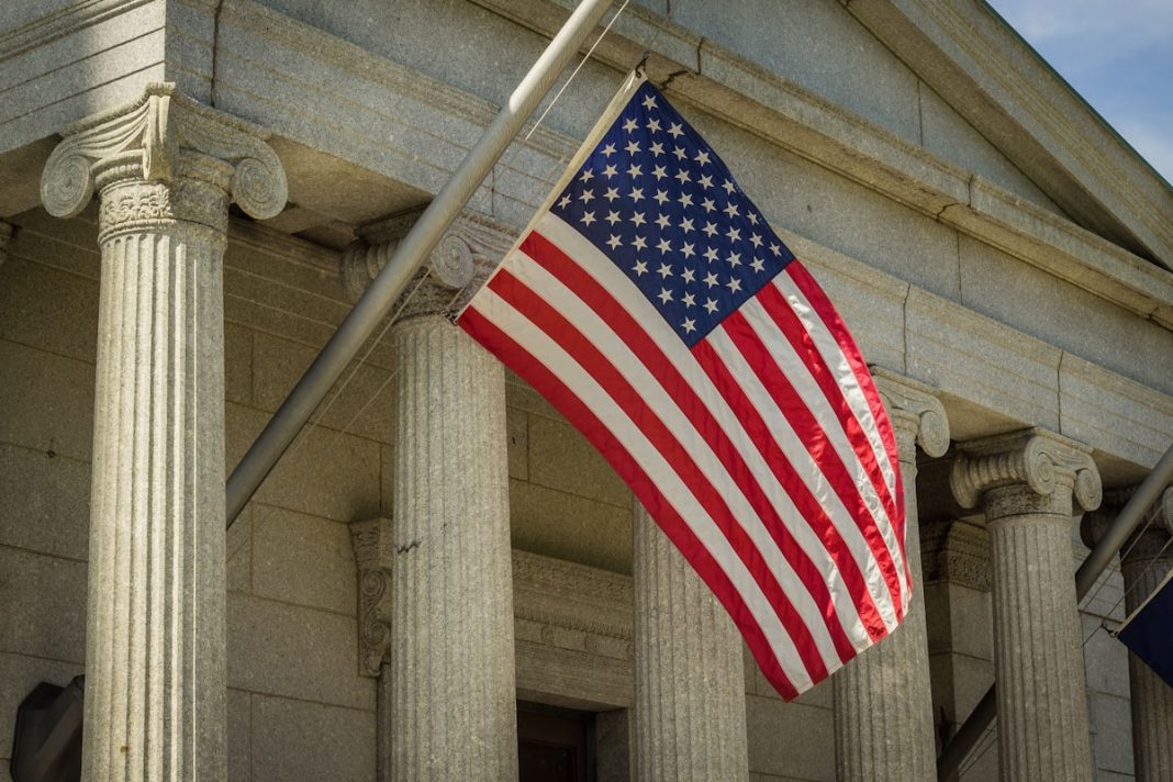 Суд США підтвердив громадянство для дітей іммігрантів